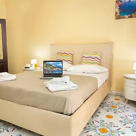 Casa Angela-in Sorrento's Heart Daire Sorrento