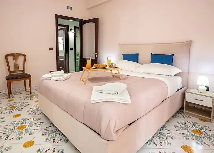 Апартаменты Casa Angela-in Sorrento's Heart